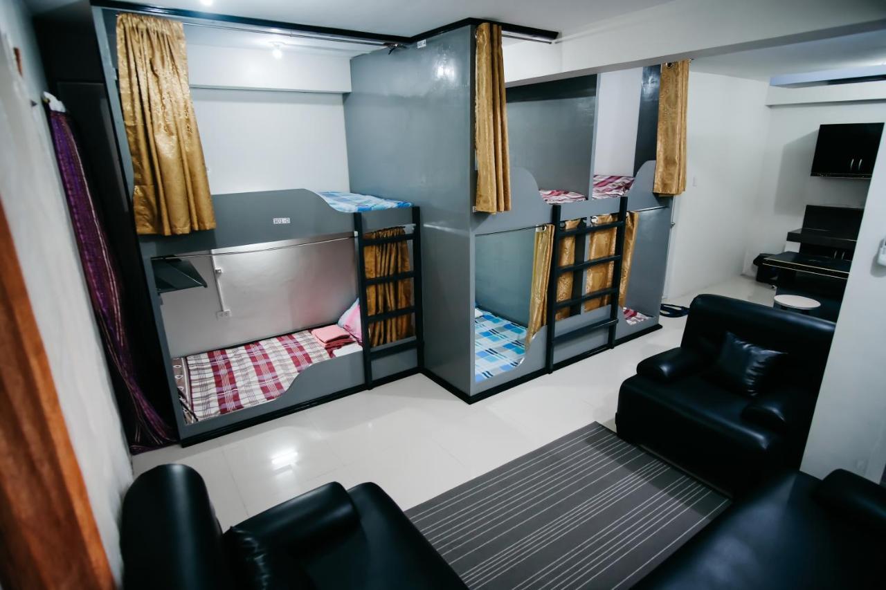 Готель Sleepadz - Capsule Beds Dormitel In Magsaysay Ave Naga Екстер'єр фото