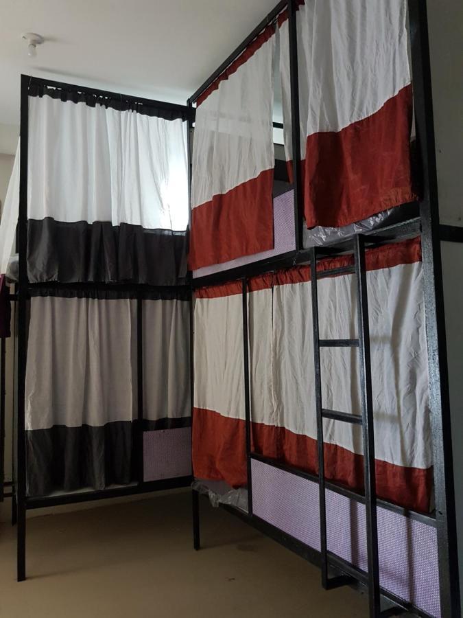 Готель Sleepadz - Capsule Beds Dormitel In Magsaysay Ave Naga Екстер'єр фото