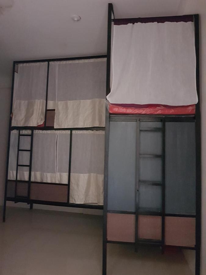 Готель Sleepadz - Capsule Beds Dormitel In Magsaysay Ave Naga Екстер'єр фото