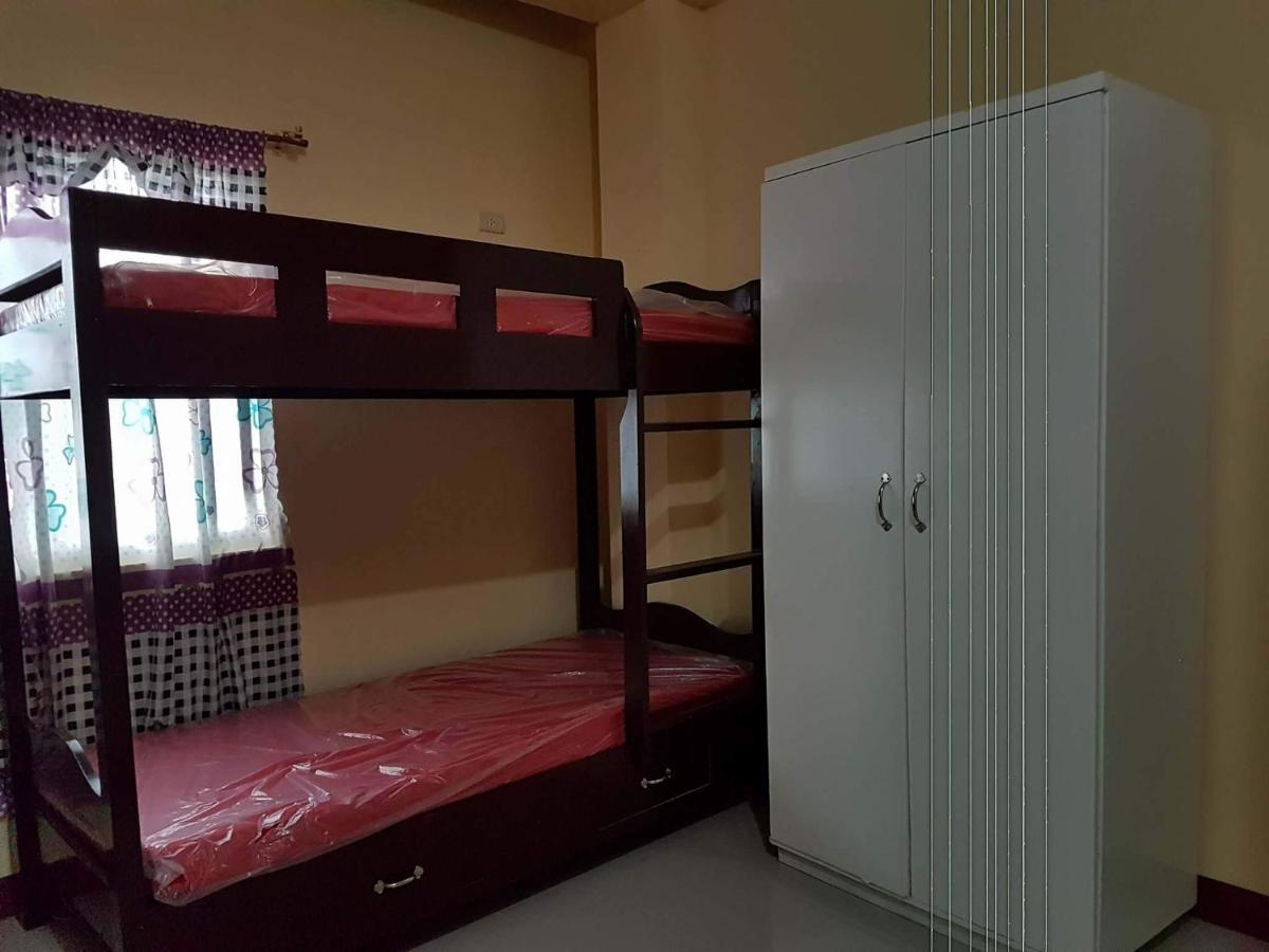 Готель Sleepadz - Capsule Beds Dormitel In Magsaysay Ave Naga Екстер'єр фото