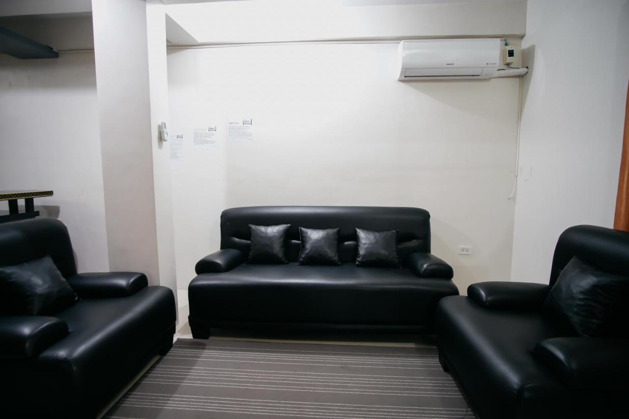 Готель Sleepadz - Capsule Beds Dormitel In Magsaysay Ave Naga Екстер'єр фото