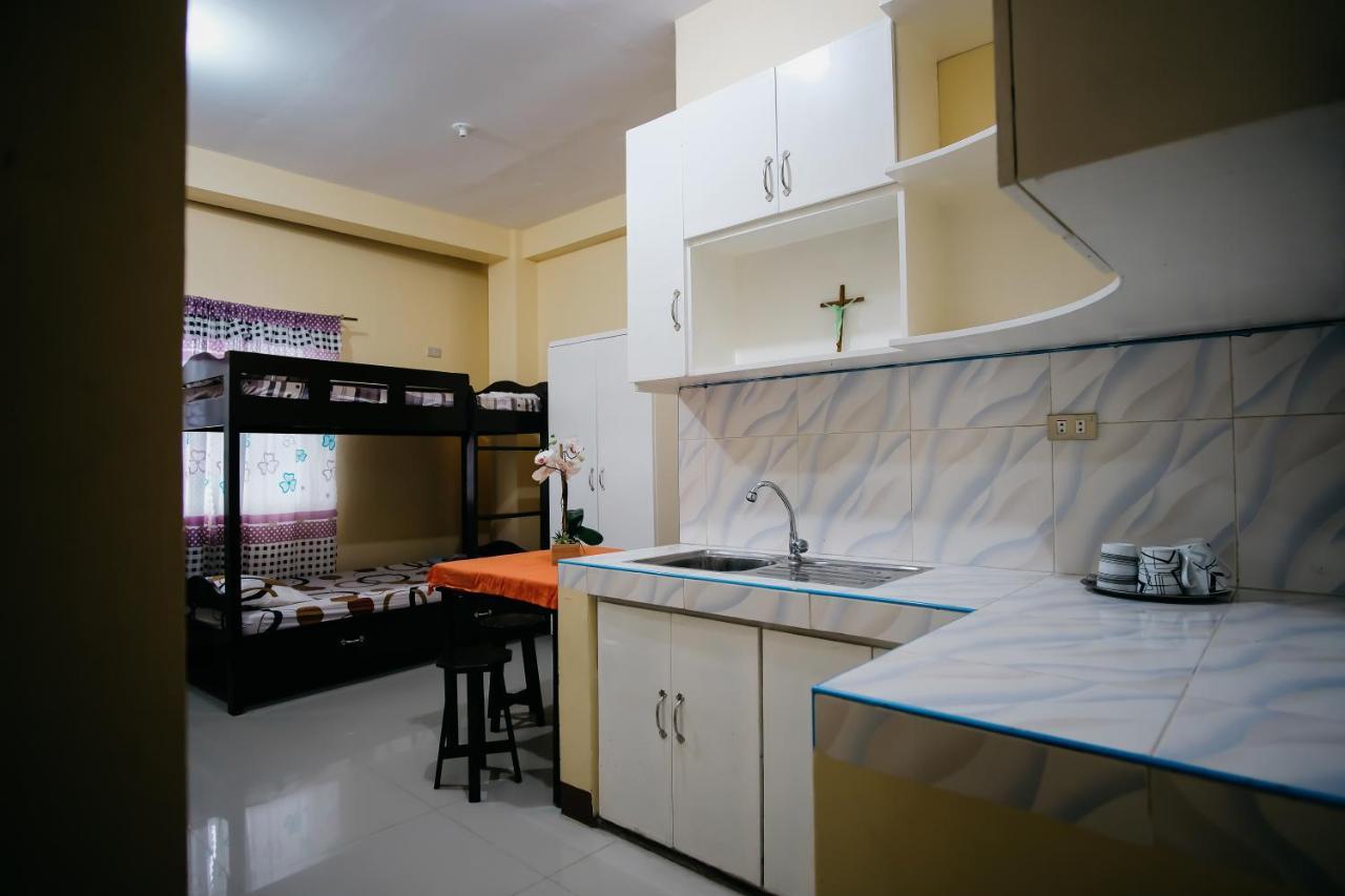 Готель Sleepadz - Capsule Beds Dormitel In Magsaysay Ave Naga Екстер'єр фото