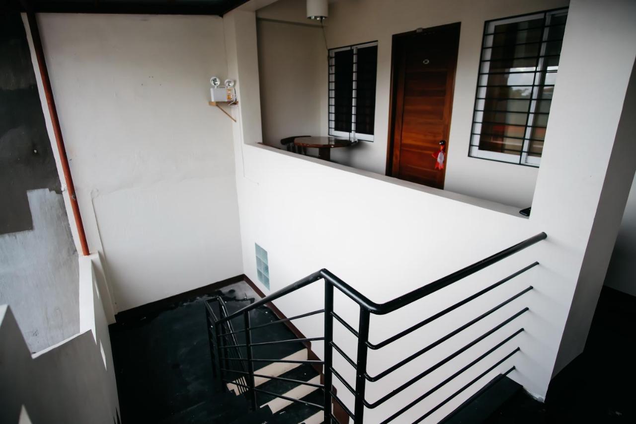 Готель Sleepadz - Capsule Beds Dormitel In Magsaysay Ave Naga Екстер'єр фото