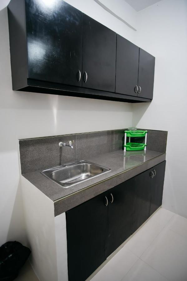Готель Sleepadz - Capsule Beds Dormitel In Magsaysay Ave Naga Екстер'єр фото