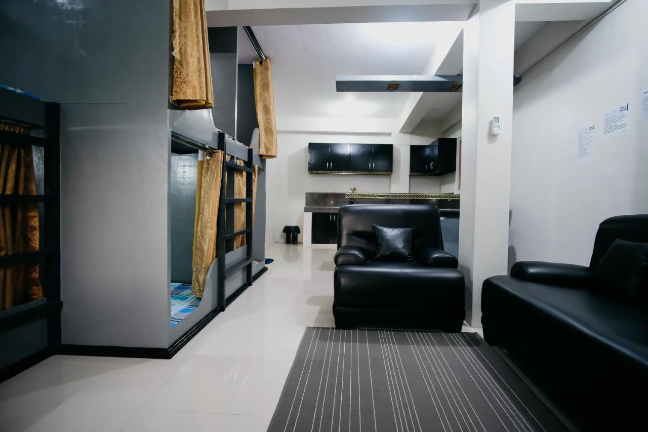 Готель Sleepadz - Capsule Beds Dormitel In Magsaysay Ave Naga Екстер'єр фото