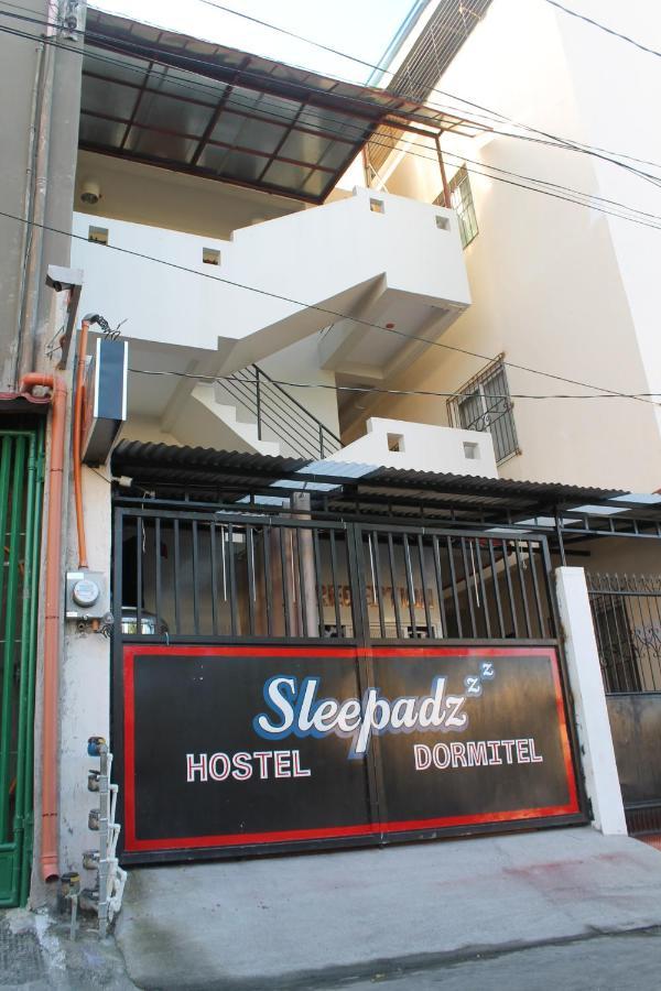 Готель Sleepadz - Capsule Beds Dormitel In Magsaysay Ave Naga Екстер'єр фото