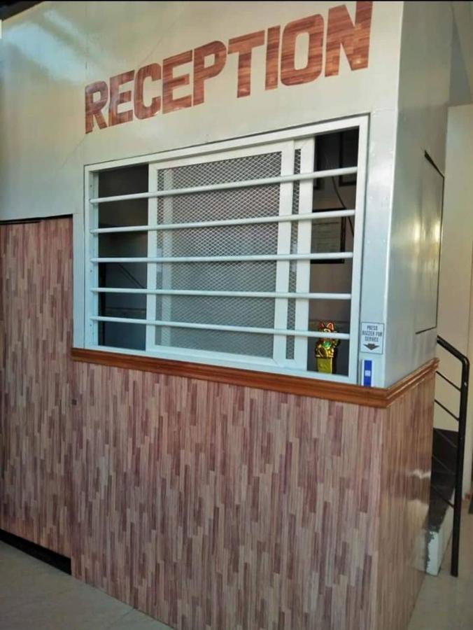 Готель Sleepadz - Capsule Beds Dormitel In Magsaysay Ave Naga Екстер'єр фото